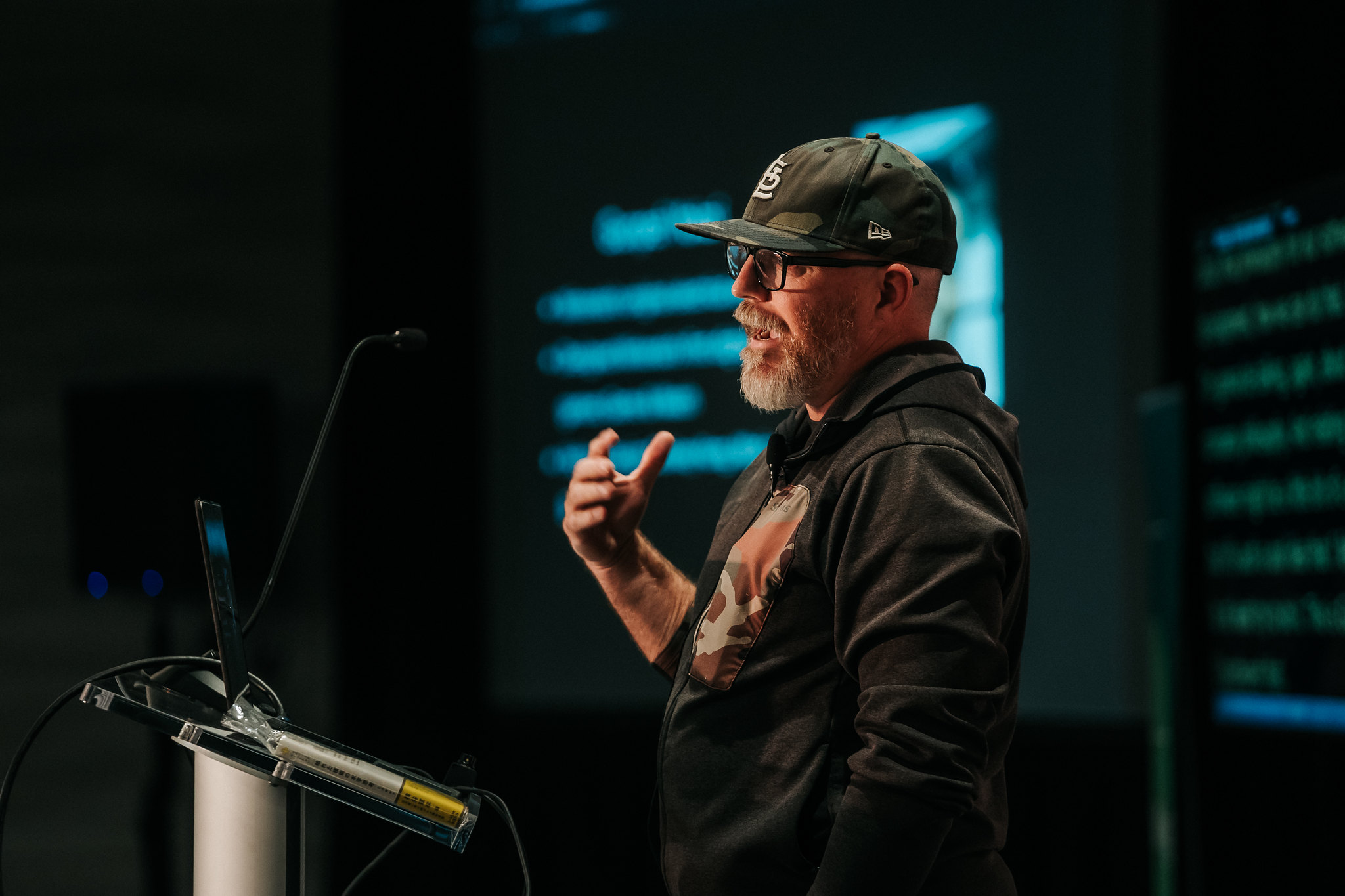 Carson Gross giving the day 1 keynote talk.